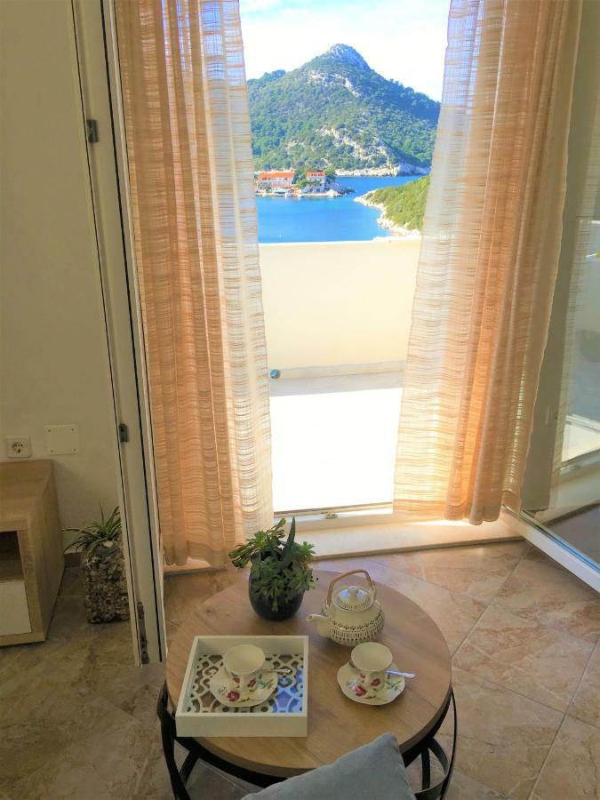Apartments Kurelja Lastovo Exterior photo