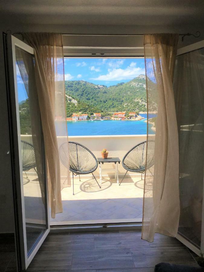 Apartments Kurelja Lastovo Exterior photo